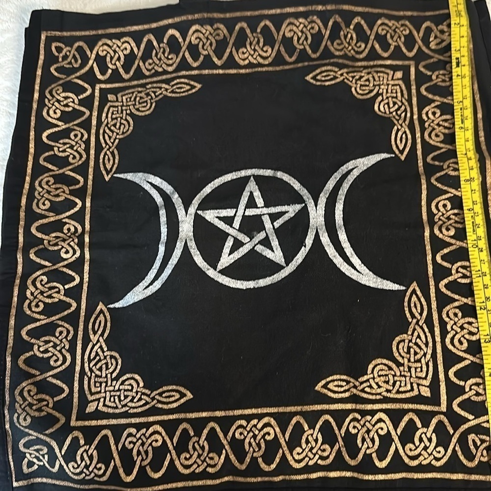 EUC Moon Tote  Bag 100% cotton astrology witchy black 
Shopping, books, spacious - Picture 4 of 8